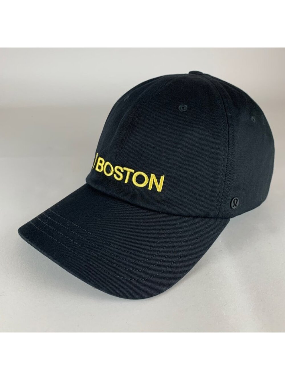 Lululemon Boston Mens Black Athletic Relaxed Fit Strapback Hat Mens L/XL